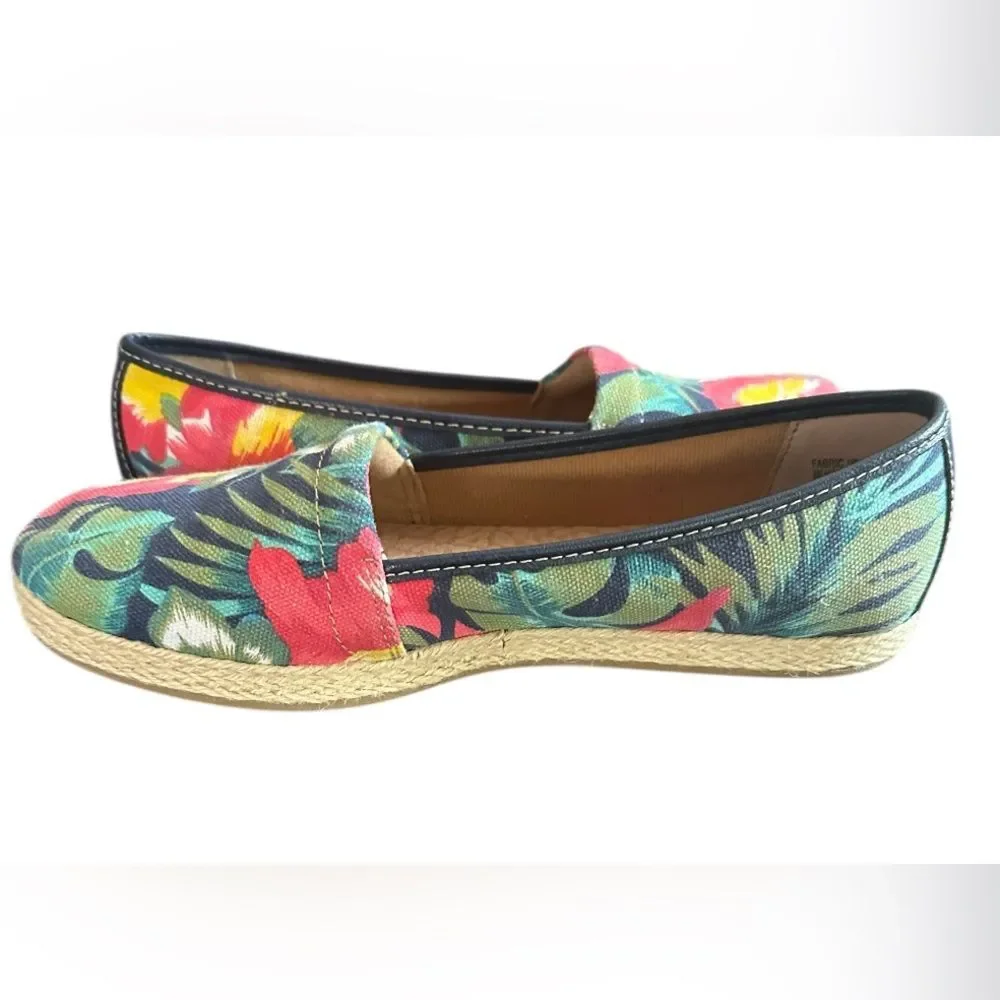 BOC Born Concept 9M Tropical Canvas Espadrille Slip On Shoes Flats. Blue/Multi